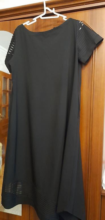 alt geyim: Qadın paltarı – qara rəng, A-kəsim, dizdən aşağı uzunluq. - Qısa — 1