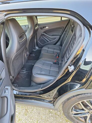 Mercedes-Benz: Mercedes-Benz GLA-class: 1.6 l. | 2019 έ. SUV/4x4 — 7