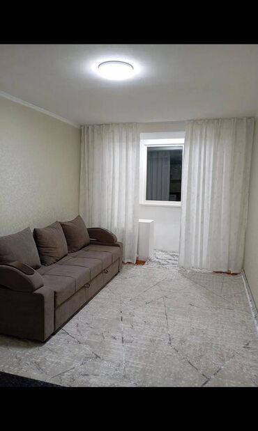 куплю квартиру в чолпон ате: 1 комната, 20 м², Общежитие и гостиничного типа, 3 этаж, Евроремонт