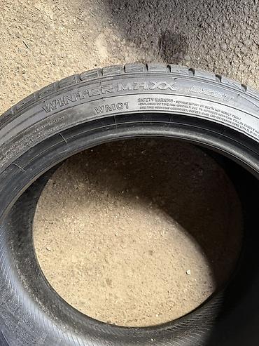 245: Комплект зимних шин Dunlop (4 шт.) - Размер: 245/45 RF20 - Индекс — 6