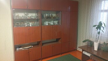 советскую тумбочку под телевизор: Зал үчүн гарнитур, Шкаф, ДСП, түсү - Күрөң