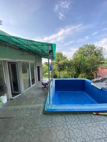 я ищу дом бишкек: Дом, 85 м², 5 комнат, Агентство недвижимости, Косметический ремонт