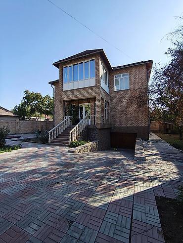 улица исанова 105: 6 комнат, 245 м², 7 соток, Бишкек, ул. Баялинова / Орозбекова Риэлтор — 1