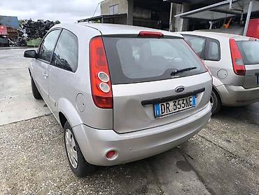 sticha: FORD FIESTA 2007. GOD. - KOMPLETAN AUTO U DELOVIMA | Ford Fiesta — 2