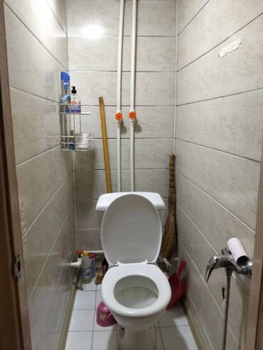 Uzunmüddətli kirayə mənzillər: Xətai Rayonu NZS Qəsəbəsi Babək Prospekti Gəncə Mərasim Evi 2 otaq — 16