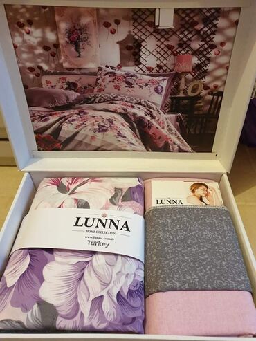 Posteljina: LUNA POSTELJINE CENA: 3100 DIN Materijal: 100% pamuk Komplet — 17