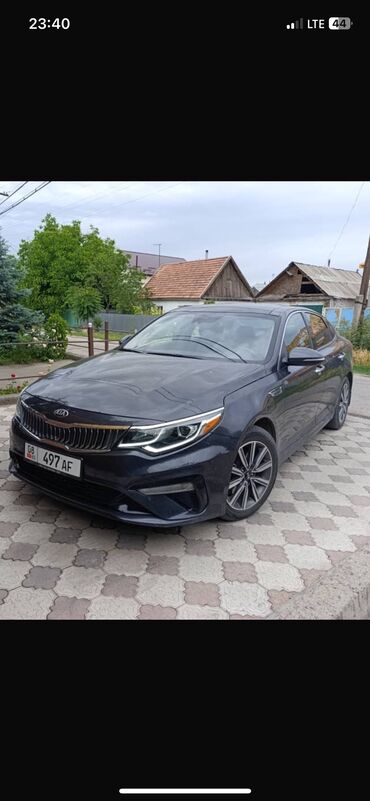 corolla runx: Kia : 2018 г., 2.4 л, Бензин, Седан