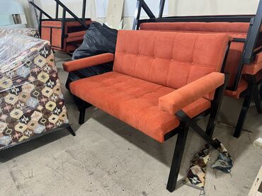 Мягкие кресла: Мебель на заказ Мебель для кафе Перетяжка мебели ЗВОНИТЕ и ПИШИТЕ at lalafo.kg — 13 Мягкие кресла: Мебель на заказ Мебель для кафе Перетяжка мебели ЗВОНИТЕ и ПИШИТЕ — 13