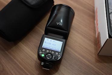 godox mini pioneer 200: Godox V1C TTL Li-ion Round Head Camera Flash – Kit İdeal — 5