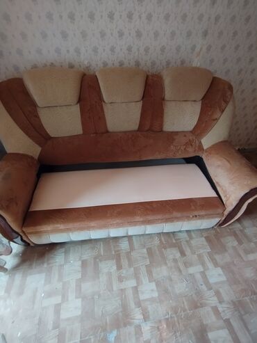 Divanlar: Di̇van-kravat, İşlənmiş, Açılan, Bazasız, Vеlur parça, Çatdırılma yoxdur — 3