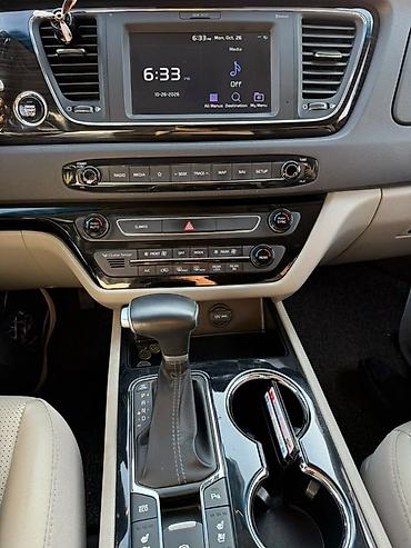 mercedesbenz sprinter средний: Kia Carnival: 2019 г., 2.2 л, Автомат, Дизель, Минивэн — 7