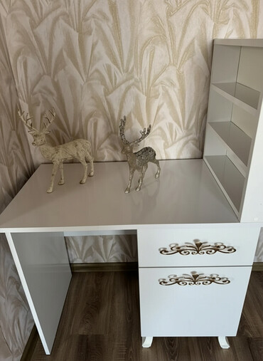 Sifarişlə kompyuter masaları: Düz masa, Polkalı, Siyirməli, MDF, Zəmanətsiz, Kredit yoxdur — 1