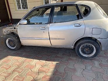 дайхатсу сирион матор: Daihatsu Sirion: 2003 г., 1 л, Механика, Бензин, Хэтчбэк — 6