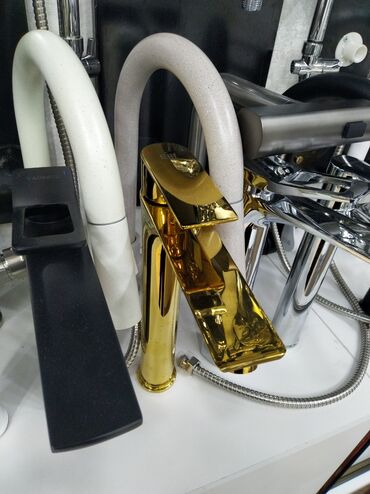 мойка для кухни под столешницу: Mətbəx və hamam üçün qarışdırıcı kranlar - Müxtəlif dizayn və