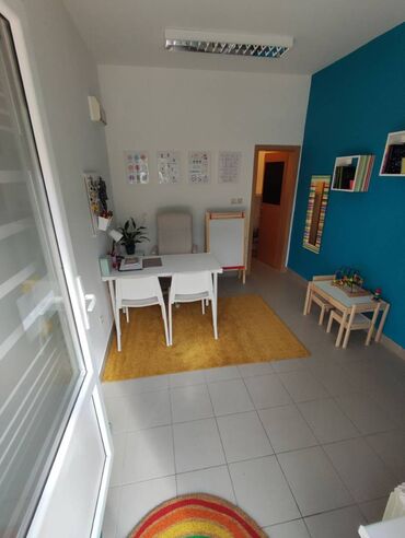 Poslovni prostor: Izdajem Lokal 13m2 Ratka Mitrovica - Perfektan Izdajem Lokal 13m2 na — 7