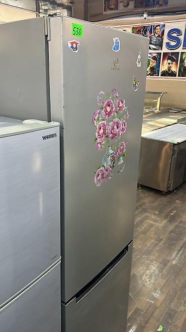 nomre satışı: Indesit iki qapılı soyuducu - Rəng: boz/metallik - Dizayn: üst — 1