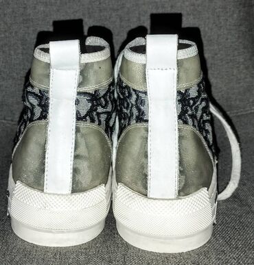 Women's Sneakers and athletic shoes: 37.5 na lalafo.rs — 9 Women's Sneakers and athletic shoes: 37.5 — 9