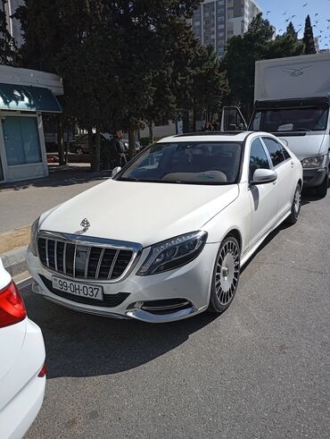 Mercedes-Benz: Mercedes‑Maybach S‑sinfi, ağ rəng, uzun baza. Eksteryer: xrom Maybach — 3