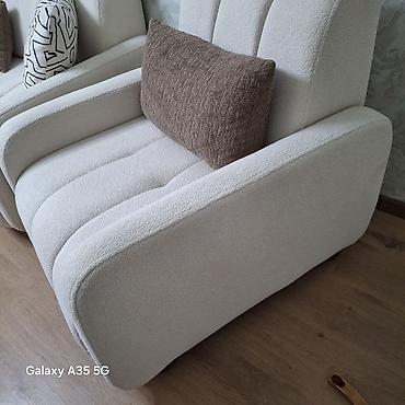 ofis divani: Mebel dəsti – 3 yerlik divan + 2 ədəd kreslo - Dizayn: Yumşaq — 2