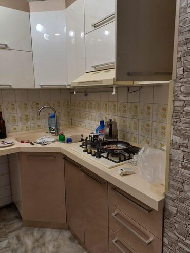 resulzade qes: Qaraçuxurda arena store ilə üzbəüz lelinqrad proyekt təmirdən sora