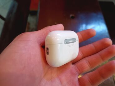 Наушники: Вкладыши, Apple, Б/у, Беспроводные (Bluetooth), Классические