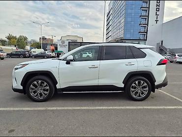 Продажа авто: Toyota RAV4: 2022 г., 2.5 л, Автомат, Гибрид, Кроссовер — 3
