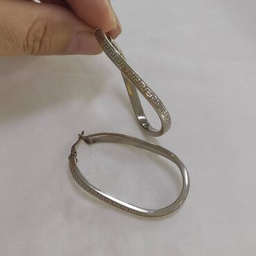 серьги и кольцо из серебра комплект: Серьги под Версаче Серебро пробы 925 Есть доставка по городу и