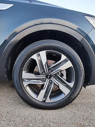 Kia: Kia Sorento: 1.6 l | 2023 il Ofrouder/SUV — 3