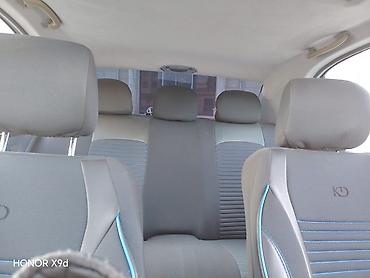 Mercedes-Benz: Mercedes-Benz E-Class: 3.2 l | — 10