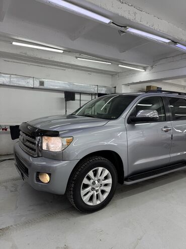 Toyota: Toyota Sequoia: 2009 г., 5.7 л, Автомат, Бензин, Внедорожник