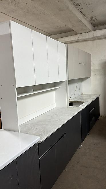 silver kitchen: Кухонный гарнитур, Новый, цвет - Серый, ДСП, Платная доставка, Бесплатная доставка, Самовывоз — 1