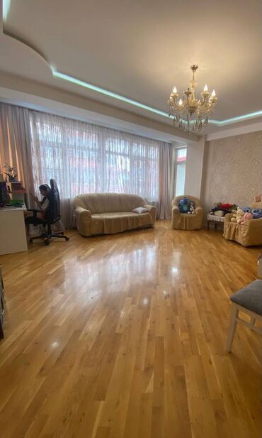 Yeni tikili: 8-ci kilometr, 2 otaqlı, Yeni tikili, m. Neftçilər, 111 kv. m — 8