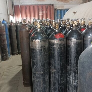 Газовые баллоны: Продаю угликисларод полная и пустой Большой и маленький разный at lalafo.kg Газовые баллоны: Продаю угликисларод полная и пустой Большой и маленький разный