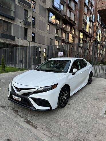 Toyota: Toyota Camry: 2020 г., 2.5 л, Автомат, Бензин, Седан