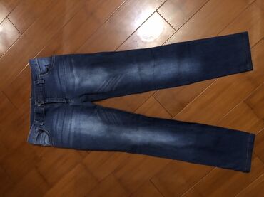 yun koynekler: Az giynilib catfirilma insatcilar metrosu🛵Tünd-mavi rəngli klassik