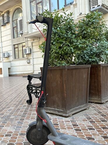 scooter samokatları: Elektrik samokat 10", ≤ 250 Vt, 16 - 25 km/s, Ünvandan götürmə