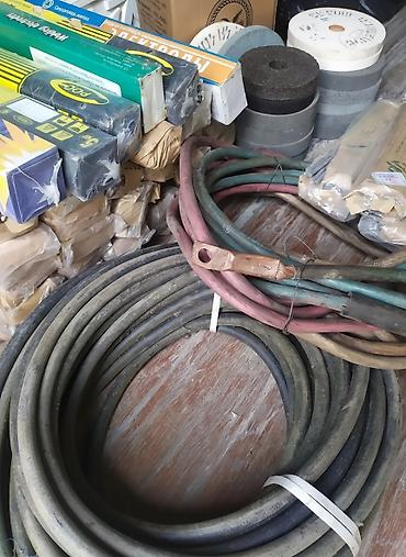 Другие строительные материалы: Продаю ЭЛЕКТРОДЫ мр-3, уони 3,4мм. Россия,Китай ШЛАНГ кислородный — 3