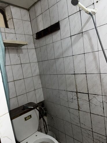 Otaqların uzunmüddətli kirayəsi: Kirayə verilən 2 otaq - Quruluş: 2 otaq, ve quxna ayrıca girişli. - — 7