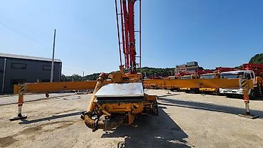 не рабочие инструменты: Бетононасос, Daewoo, 2014 г., более 60 м — 3