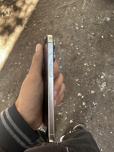 Мобильные телефоны и аксессуары: IPhone 15 Pro Max, цвет Natural Titanium 256GB 86% Корпус и дисплей — 4