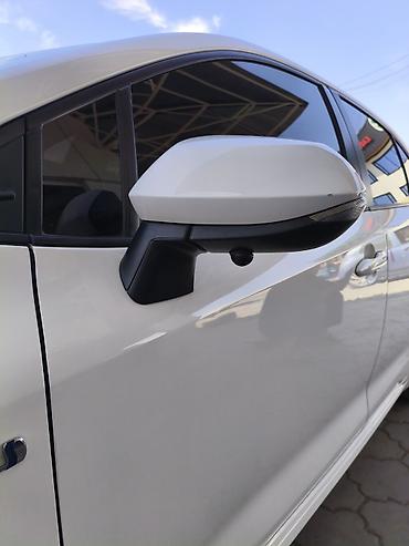 шполер: Toyota Corolla: 2021 г., 1.8 л, Вариатор, Гибрид, Седан — 3
