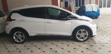 Chevrolet: Chevrolet Bolt: 2019 г., Электромобиль, Хэтчбэк — 4