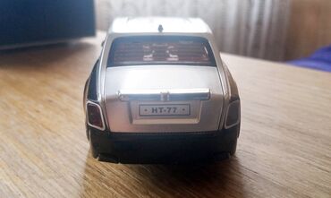 Igračke: Nov model automobila Rols Rojs Fantom. Napravljen je od kvalitetne ABS — 9