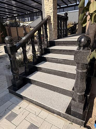 тумбы из гранита: Изготовление балясин Материал: Камень, Стиль: Классический, Бесплатная консультация — 7