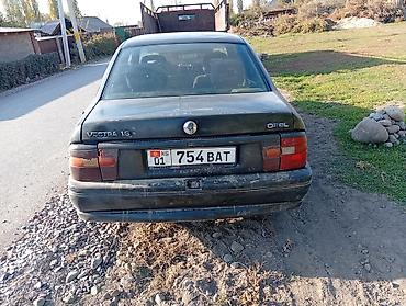 ваз 2109 на запчасти: Opel Vectra: 1993 г., 1.6 л, Механика, Бензин, Седан — 3