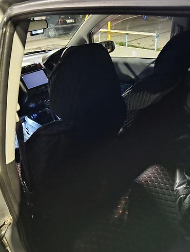 Унаа сатуу: Honda Fit: 2003 г., 1.3 л, Автомат, Бензин, Хетчбек — 7