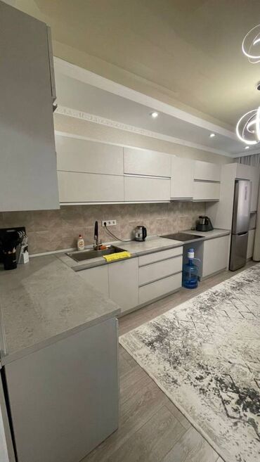 квартира в районе кызыл аскер: 2 комнаты, 90 м², 2 этаж, Евроремонт