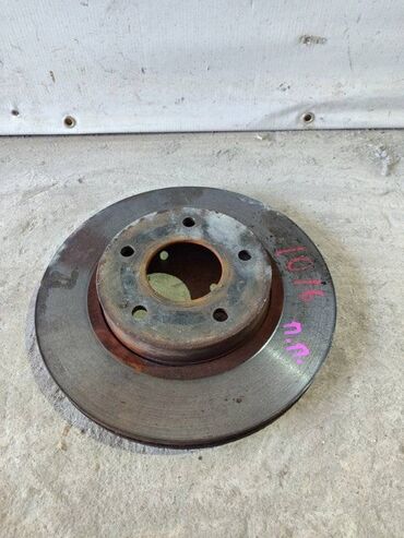 перфорация тормозных дисков: Тормозной диск NISSAN Primera 2003 перед. (б/у)