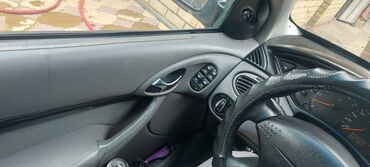 купить машину шевроле: Ford Focus: 2000 г., 1.8 л, Механика, Бензин
