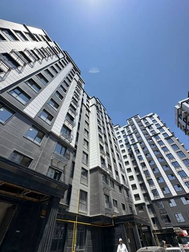 сдаю квартиру в барачном доме: 2 бөлмө, 61 кв. м, Элитка, 3 кабат, ПСО (өзү оңдоп түзөтүп бүтүү үчүн)